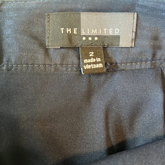 Pencil skirt - Picture 2 of 3